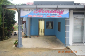 RILEK-RILEK HOMESTAY